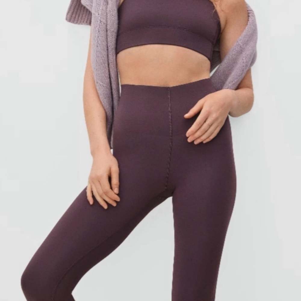 Everlane Perform Leggings & Bra Set